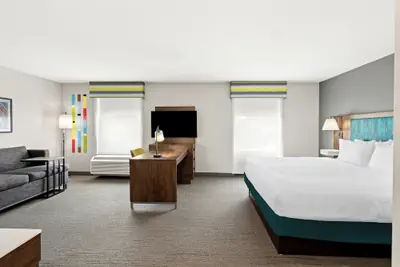 Photo 5 - Hampton Inn & Suites Canton