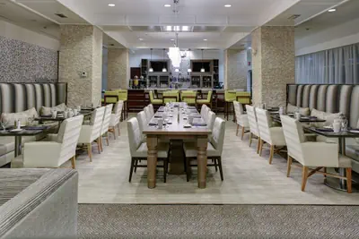 Photo 5 - DoubleTree by Hilton Hotel Biloxi