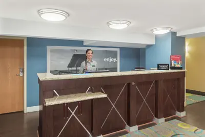 Photo 5 - Hampton Inn Fairhope-Mobile Bay