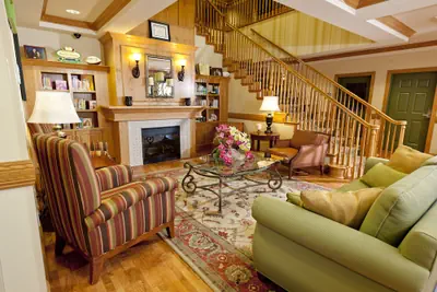 Photo 3 - Holiday Inn Hotel & Suites Barstow by IHG