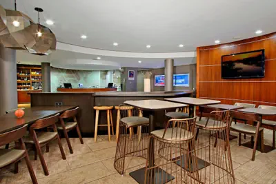 Photo 4 - SpringHill Suites by Marriott Madera