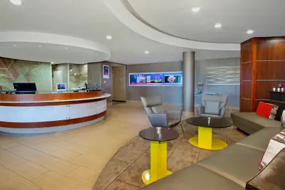 Photo 2 - SpringHill Suites by Marriott Madera