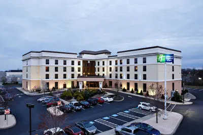 Photo 2 - Holiday Inn Express Hotel & Suites Harrisburg West by IHG
