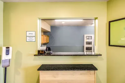 Photo 5 - WoodSpring Suites Houston Baytown