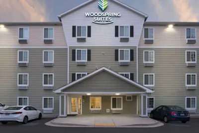 Photo 2 - WoodSpring Suites Savannah Garden City