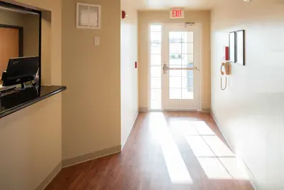 Photo 4 - WoodSpring Suites Savannah Garden City