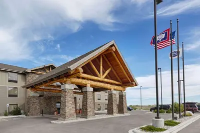 Photo 2 - Hampton Inn & Suites Pinedale