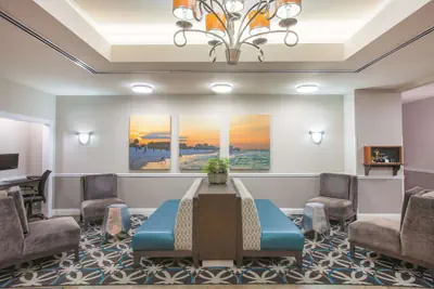 Photo 4 - La Quinta Inn & Suites by Wyndham Fort Walton Beach