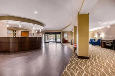 Photo 3 - Comfort Suites Manchester near Arnold AFB