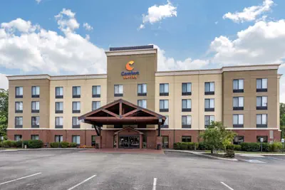 Photo 2 - Comfort Suites Manchester near Arnold AFB