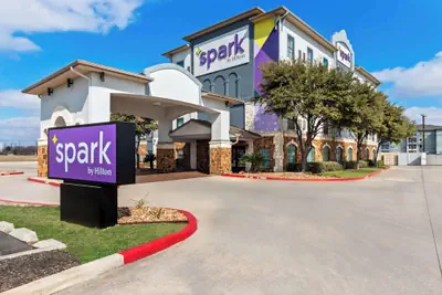 Photo 2 - Spark by Hilton San Antonio near SeaWorld