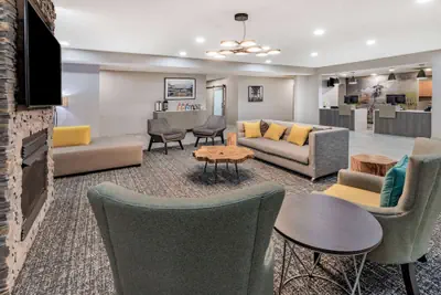 Photo 4 - Hawthorn Extended Stay by Wyndham Ardmore