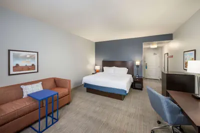 Photo 5 - Hampton Inn & Suites Phoenix North/Happy Valley
