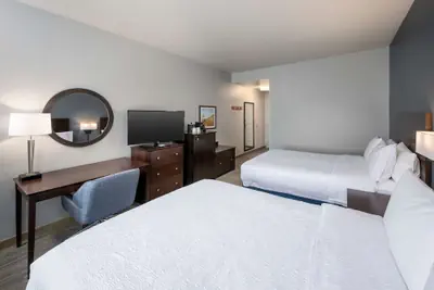 Photo 4 - Hampton Inn & Suites Phoenix North/Happy Valley