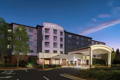 Photo 2 - Courtyard by Marriott Atlanta Buford Mall of Georgia