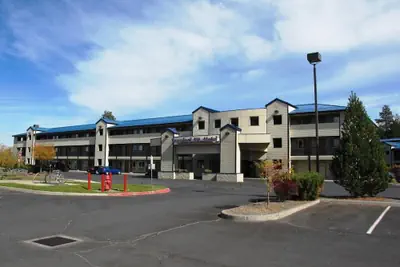 Photo 2 - Sugarloaf Mt Motel
