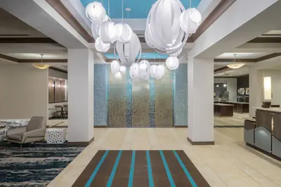 Photo 4 - Fairfield Inn & Suites by Marriott Orlando at SeaWorld