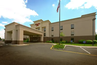 Photo 2 - Hampton Inn North Brunswick / New Brunswick