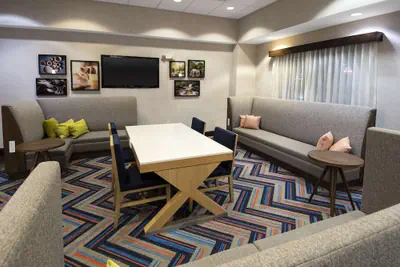 Photo 3 - Hampton Inn Greenville