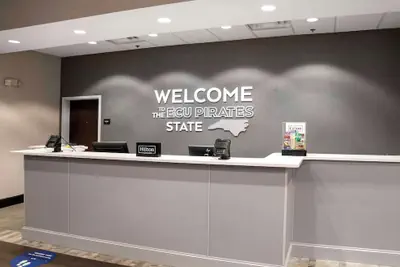 Photo 5 - Hampton Inn Greenville
