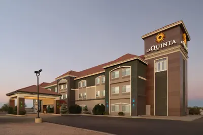 Photo 2 - La Quinta Inn & Suites by Wyndham Tucumcari