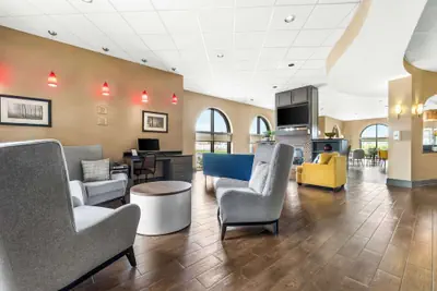 Photo 4 - Comfort Suites Jackson I-40