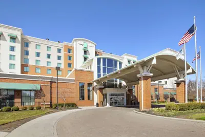 Photo 2 - Embassy Suites Columbus-Airport