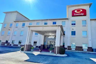 Photo 2 - Econo Lodge Augusta West near Fort Gordon