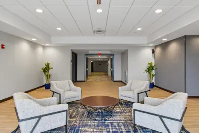 Photo 5 - Embassy Suites Buffalo