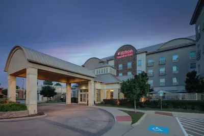 Photo 2 - Hilton Garden Inn Dallas/Arlington