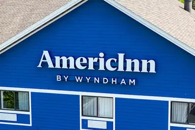 Photo 2 - AmericInn by Wyndham Green Bay East