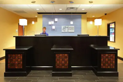 Photo 5 - Holiday Inn Express Hotel & Suites Texarkana East by IHG