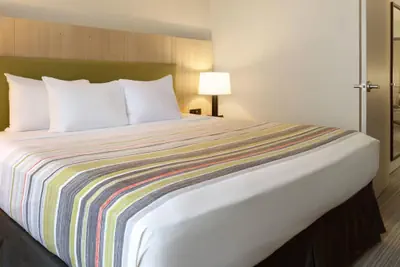 Photo 5 - Country Inn & Suites by Radisson, Macon North, GA