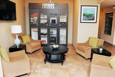 Photo 3 - Candlewood Suites Santa Maria by IHG