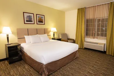 Photo 2 - Candlewood Suites Roswell New Mexico by IHG