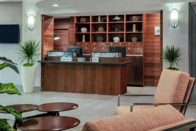 Photo 2 - Four Points by Sheraton Fort Lauderdale Airport - Dania Beach