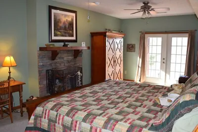 Photo 3 - Long Mountain Lodge