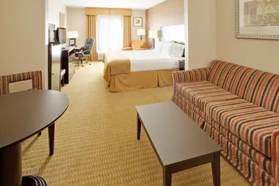 Photo 5 - Holiday Inn Express Hotel & Suites Lebanon by IHG