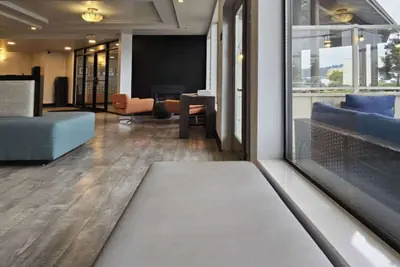 Photo 5 - Edgewater Inn and Suites, an Ascend Collection Hotel