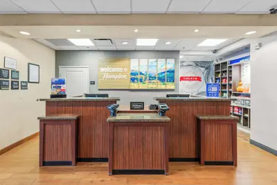 Photo 5 - Hampton Inn Denver Northeast-Brighton
