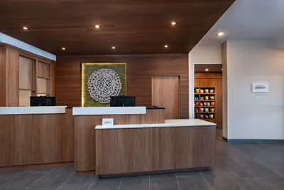 Photo 2 - Fairfield Inn & Suites Hillsboro