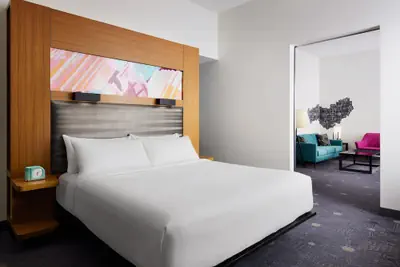 Photo 4 - Aloft by Marriott Leawood-Overland Park