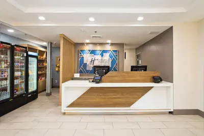 Photo 3 - Holiday Inn Express & Suites Sacramento NE Cal Expo by IHG