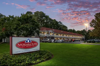 Photo 2 - Affordable Suites Greenville