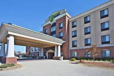Photo 2 - Holiday Inn Express Hotel & Suites ANDERSON NORTH by IHG