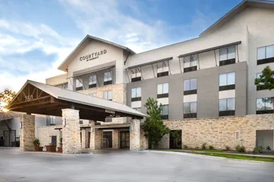 Photo 2 - Courtyard by Marriott New Braunfels River Village
