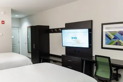 Photo 5 - Holiday Inn Express Andalusia by IHG