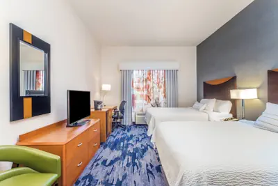 Photo 5 - Fairfield Inn & Suites by Marriott Madison East