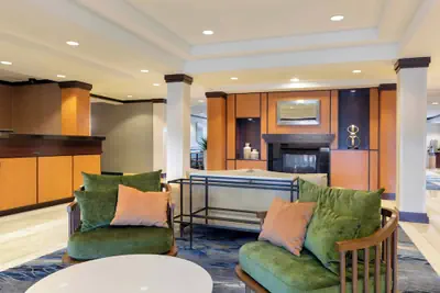 Photo 4 - Fairfield Inn & Suites by Marriott Rockford