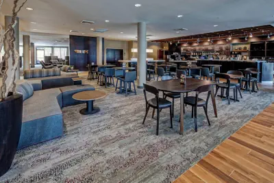 Photo 2 - Courtyard by Marriott Troy